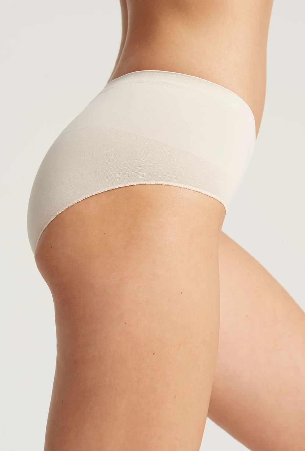 Жіночі труси GATTA RETRO SENSUAL SKIN XL