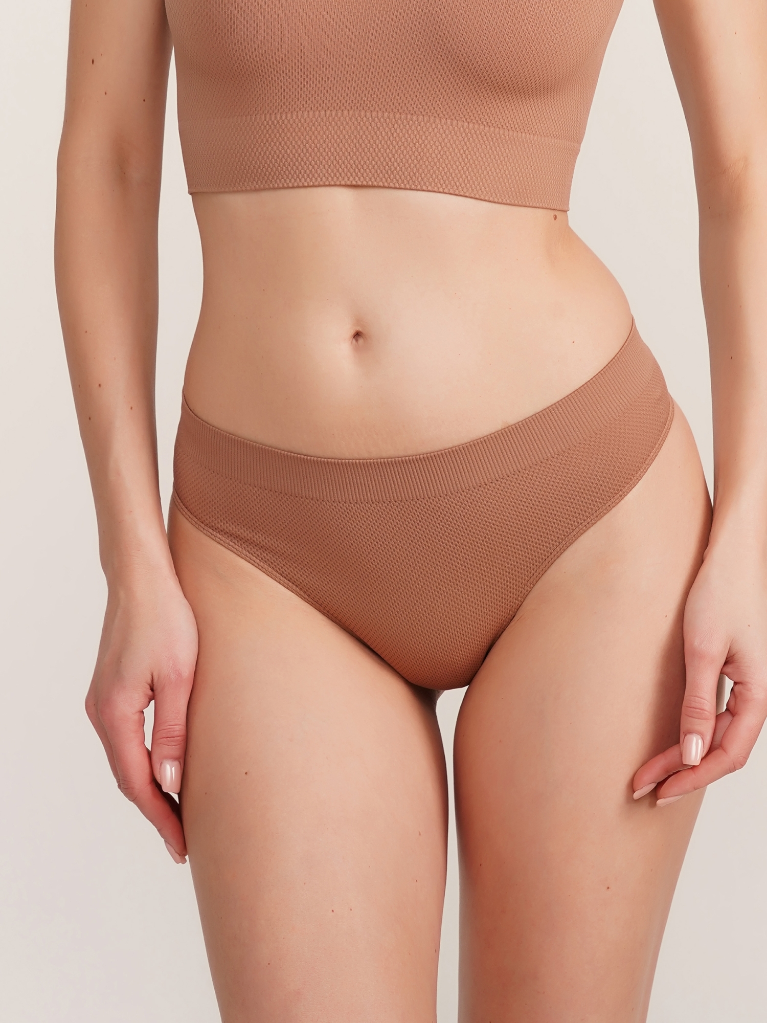 Стрінги жіночі безшовні трусики giulia string briefs grain L/XL