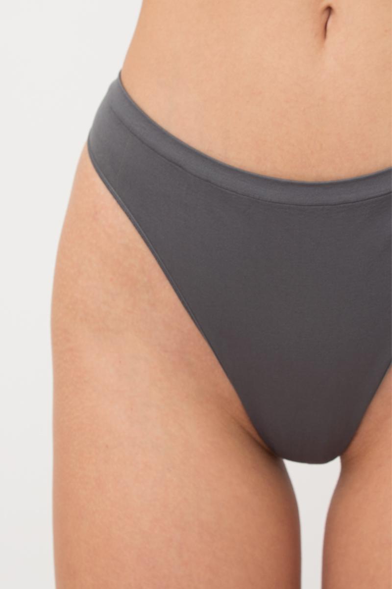 Стрінги жіночі безшовні трусики стрінг giulia string briefs color L/XL