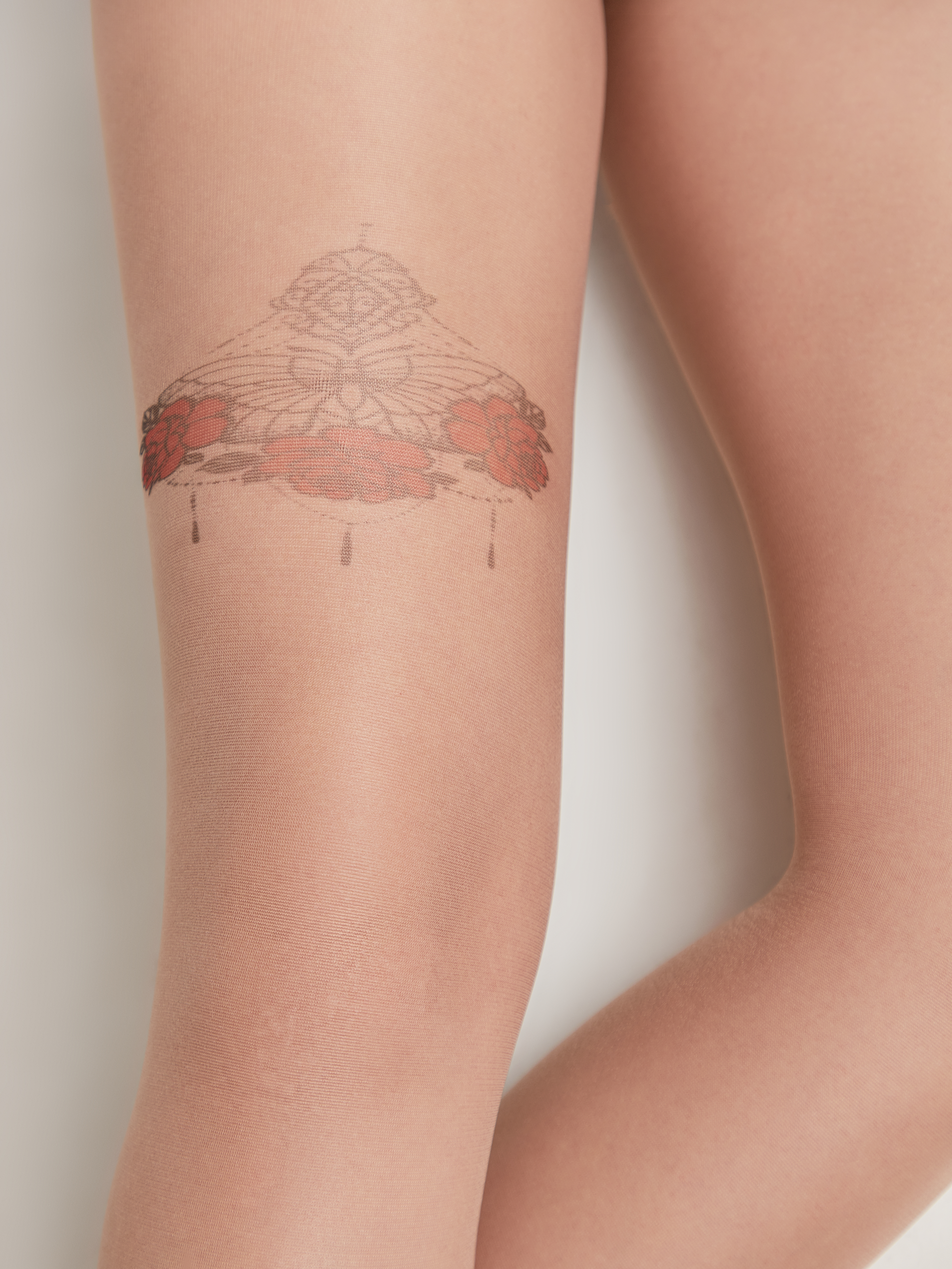Колготки жін. CE FANTASY TATTOO 20С-17СП, р.4, 003 Natural