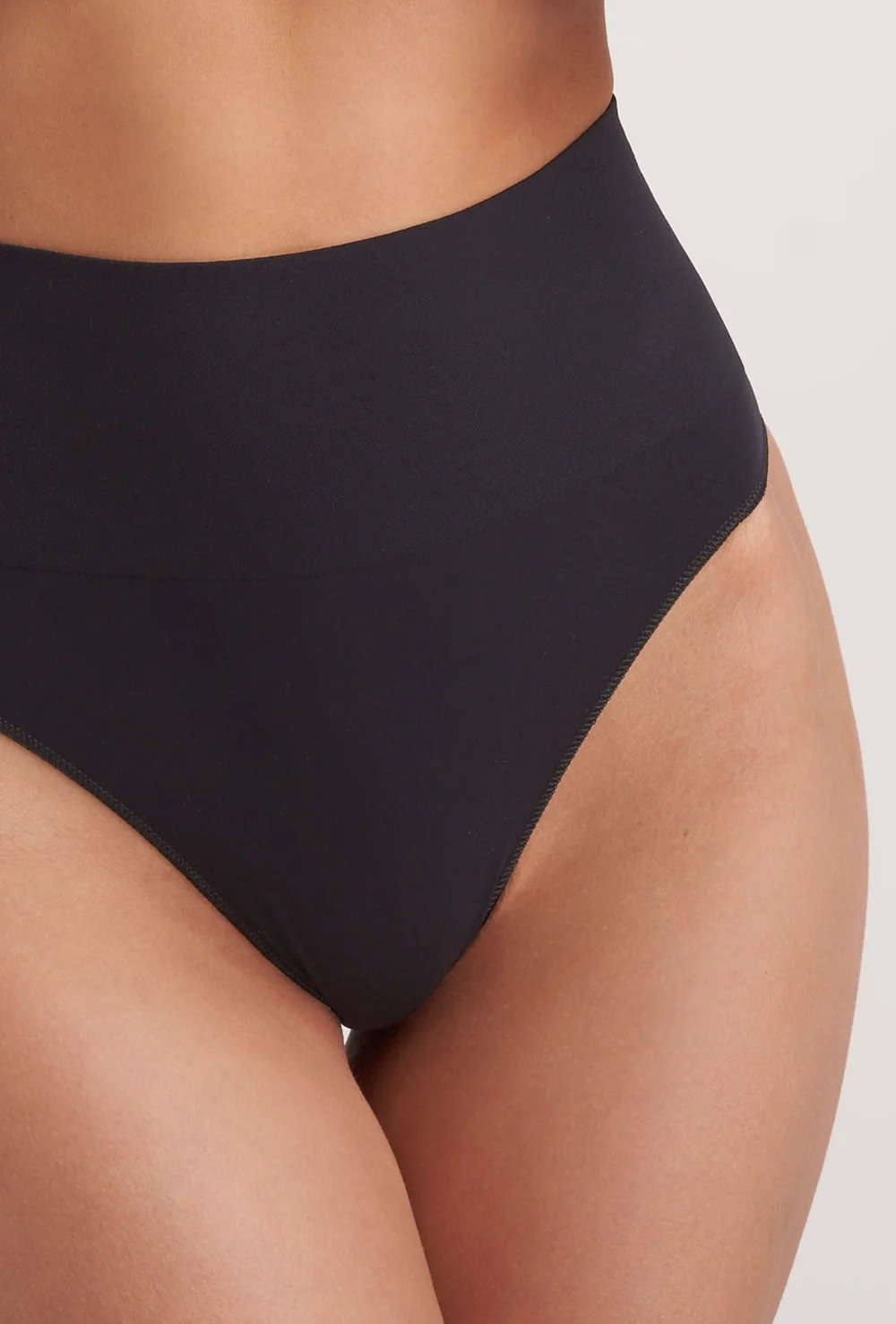 Стрінги жіночі труси GATTA STRING CORRECT SENSUAL SKIN
