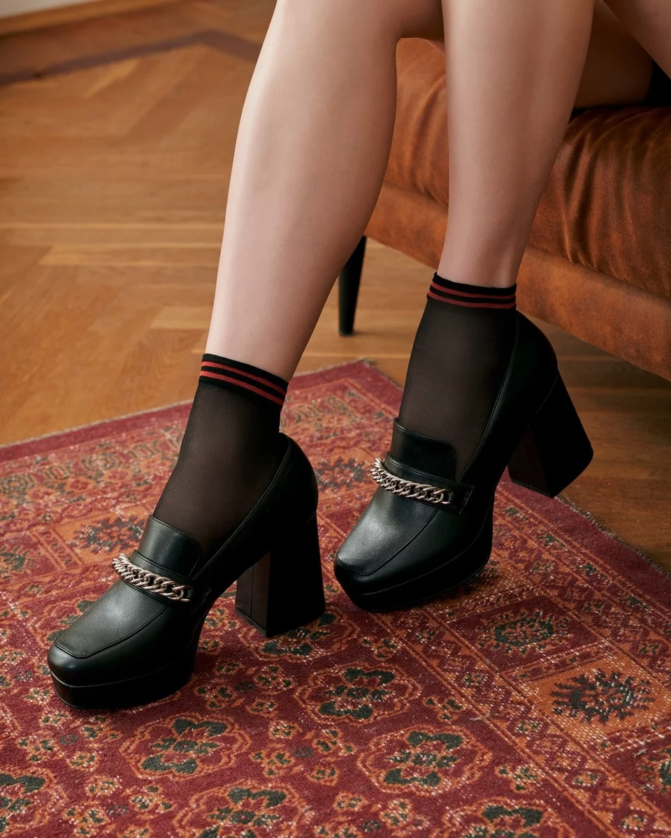 Жіночі гладкі шкарпетки gabriella simple 20 den one size