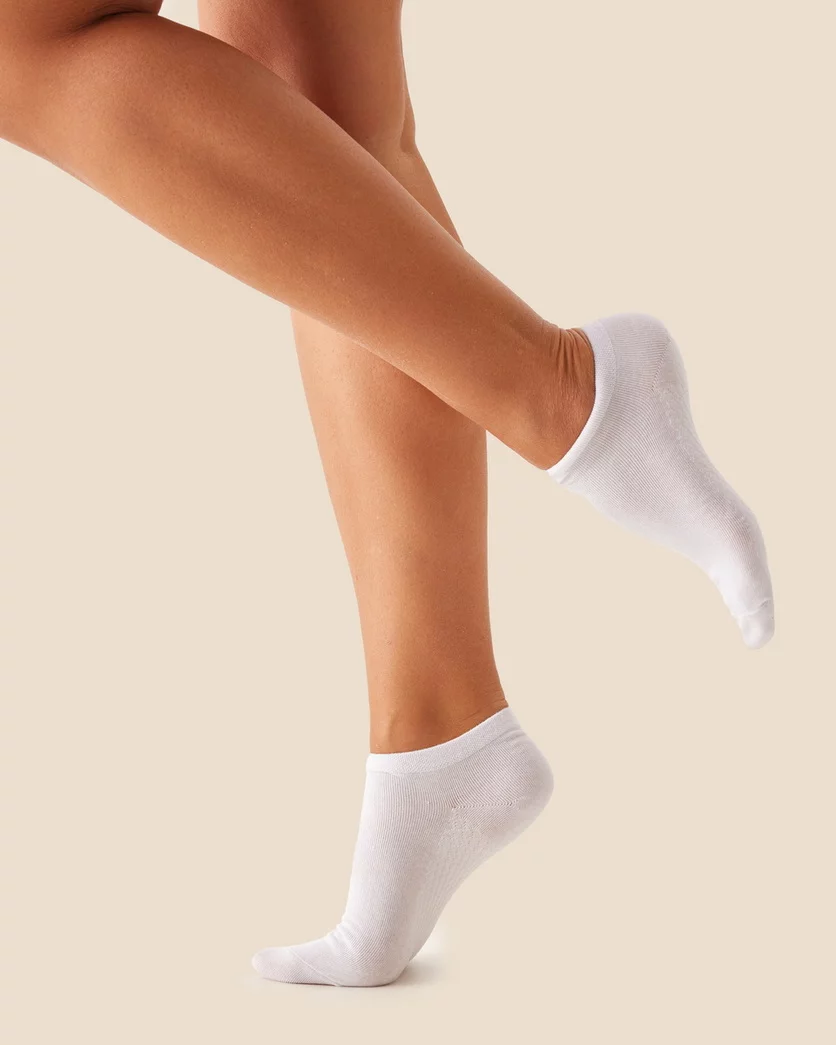 Жіночі гладкі шкарпетки короткі gabriella socks sw061 35/38