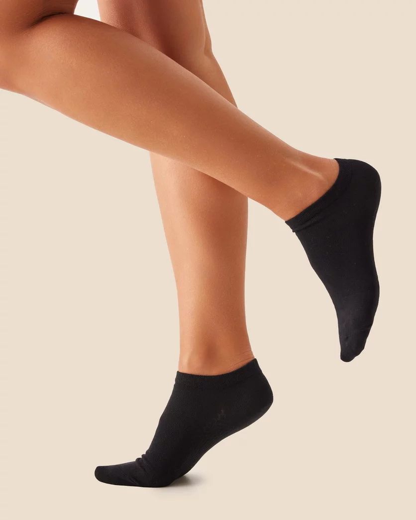 Жіночі гладкі шкарпетки короткі gabriella socks sw061 39/42