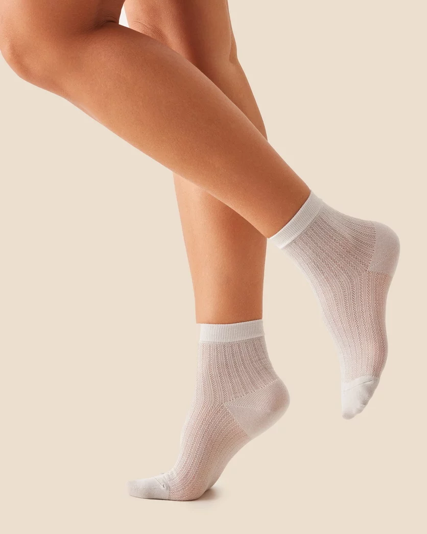 Жіночі гладкі шкарпетки бавовняні socks sw063 39/42