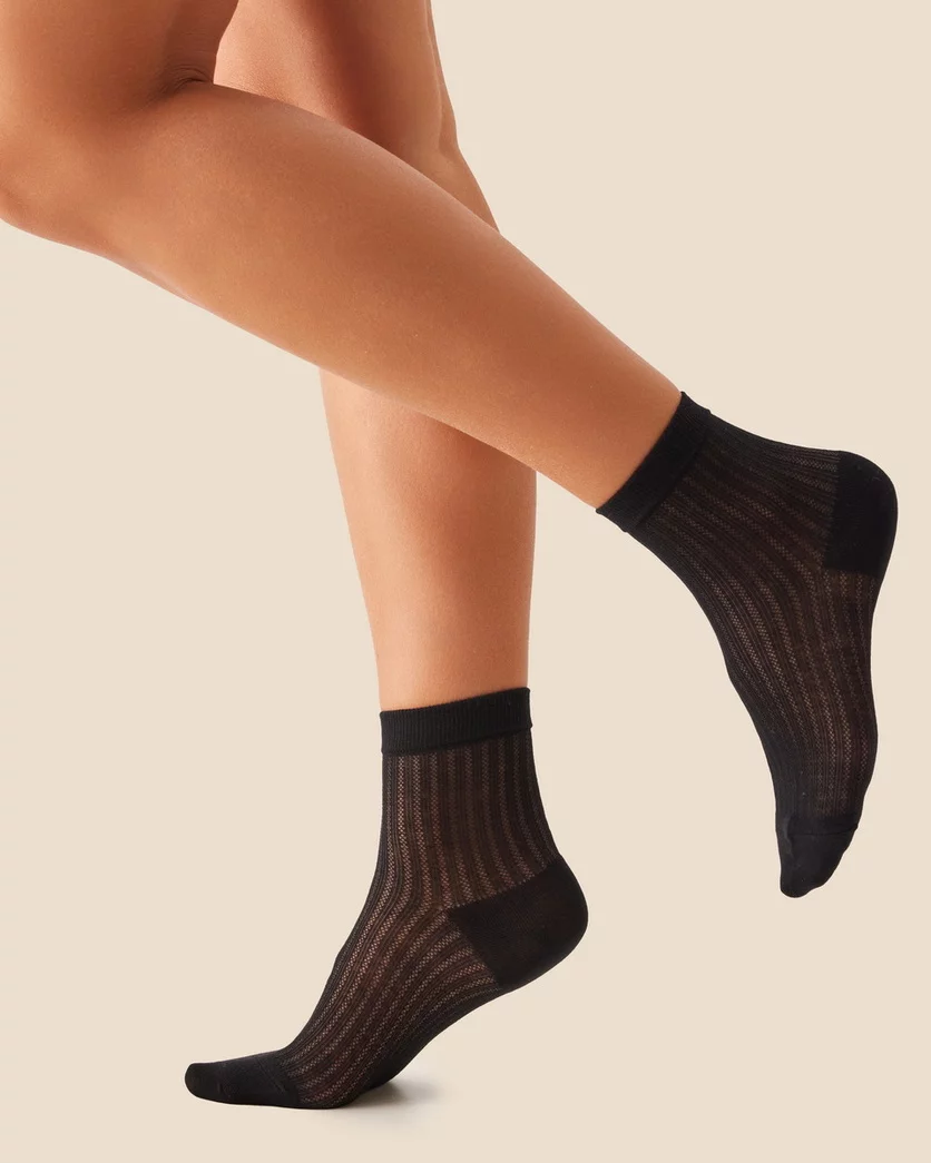 Жіночі гладкі шкарпетки бавовняні socks sw063 35/38