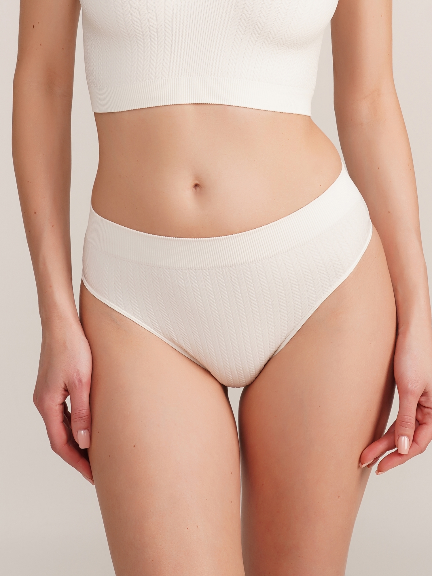 Бразиліана жіночі безшовні трусики giulia brasilian briefs braid L/XL